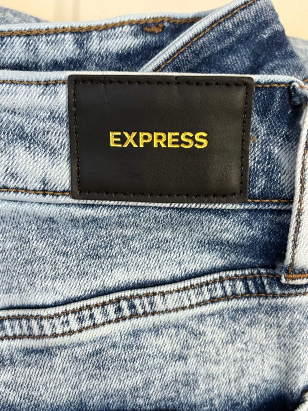 Express Light Blue Distressed Women’s Jeans - Picture 9 of 9